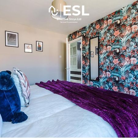 3 Bedroom House With Garden And Driveway Parking - Less Than 10 Mins From Chester City Centre מראה חיצוני תמונה