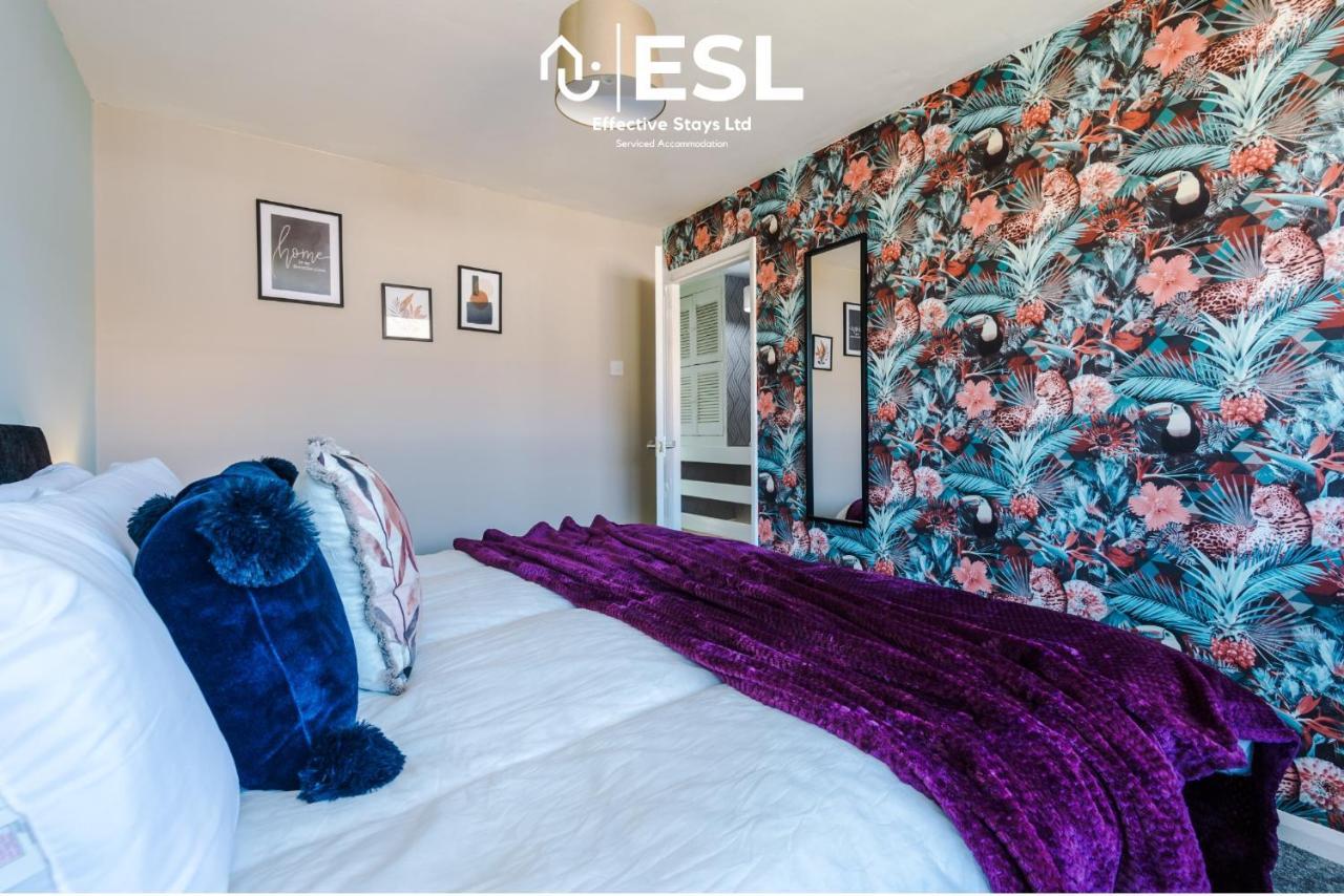3 Bedroom House With Garden And Driveway Parking - Less Than 10 Mins From Chester City Centre מראה חיצוני תמונה