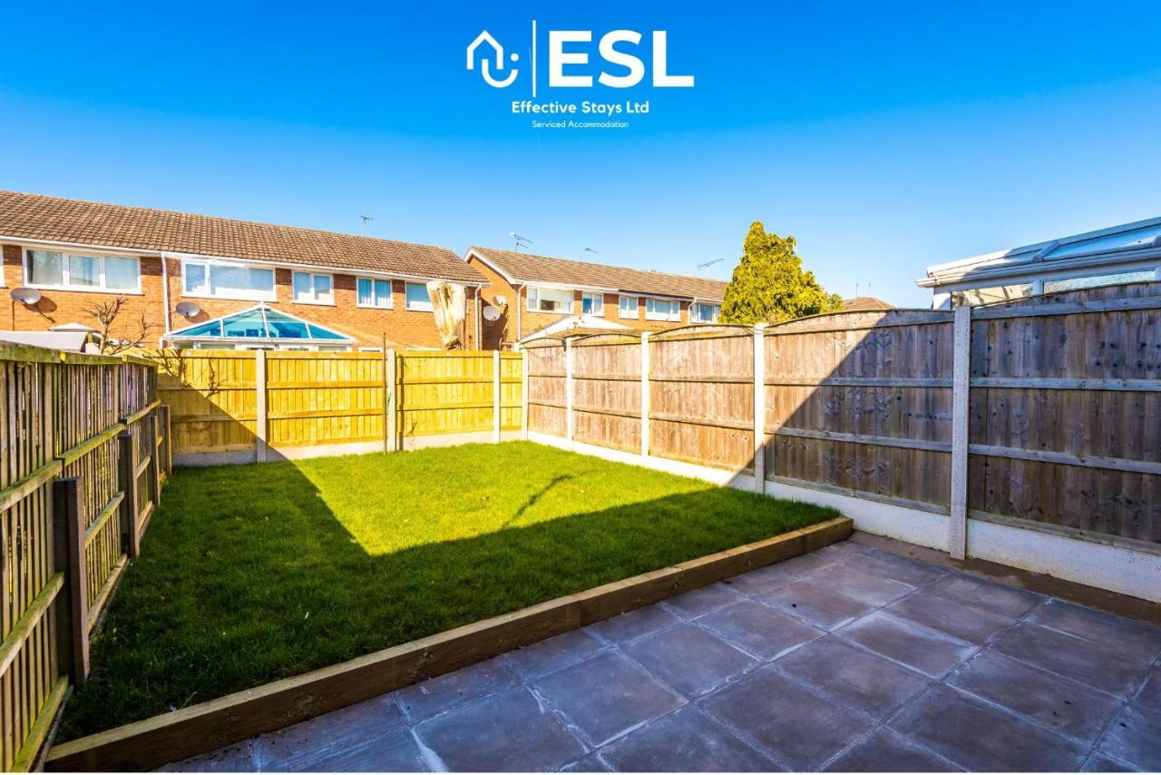 3 Bedroom House With Garden And Driveway Parking - Less Than 10 Mins From Chester City Centre מראה חיצוני תמונה
