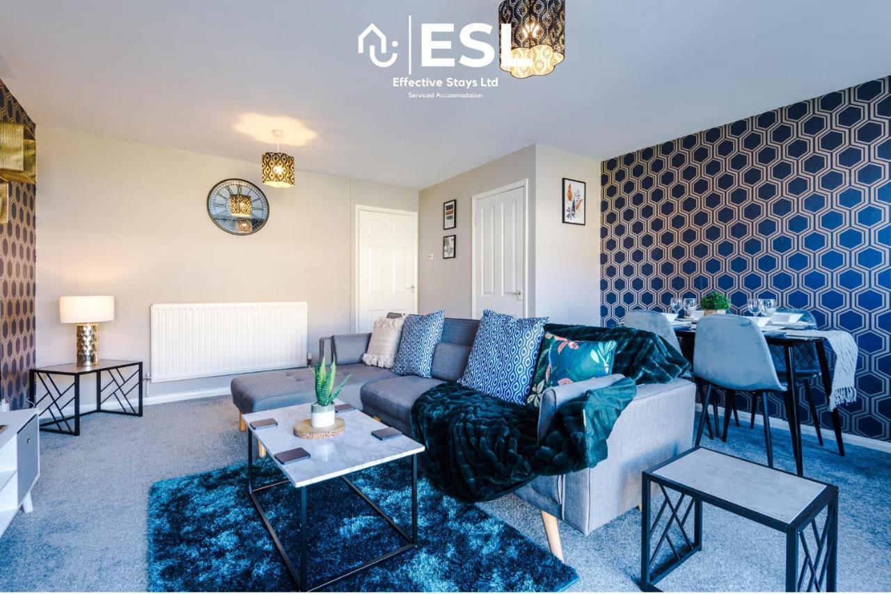 3 Bedroom House With Garden And Driveway Parking - Less Than 10 Mins From Chester City Centre מראה חיצוני תמונה